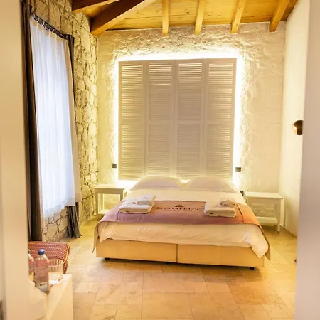 Ξενοδοχείο La Grenadine *