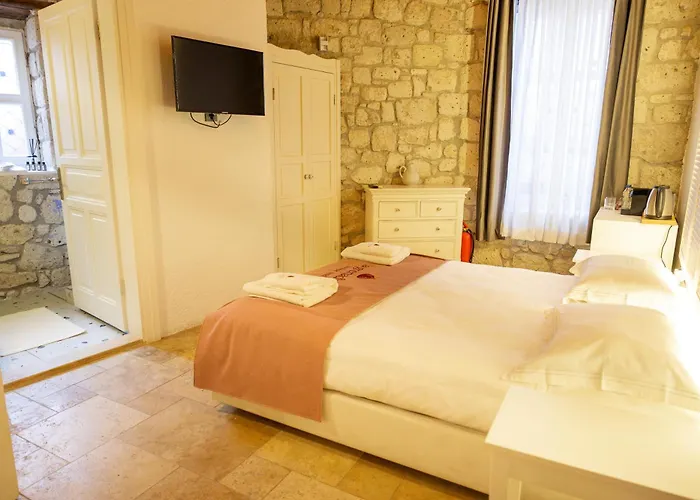 La Grenadine Hotel