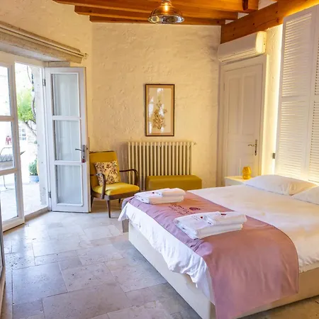 La Grenadine Alacati